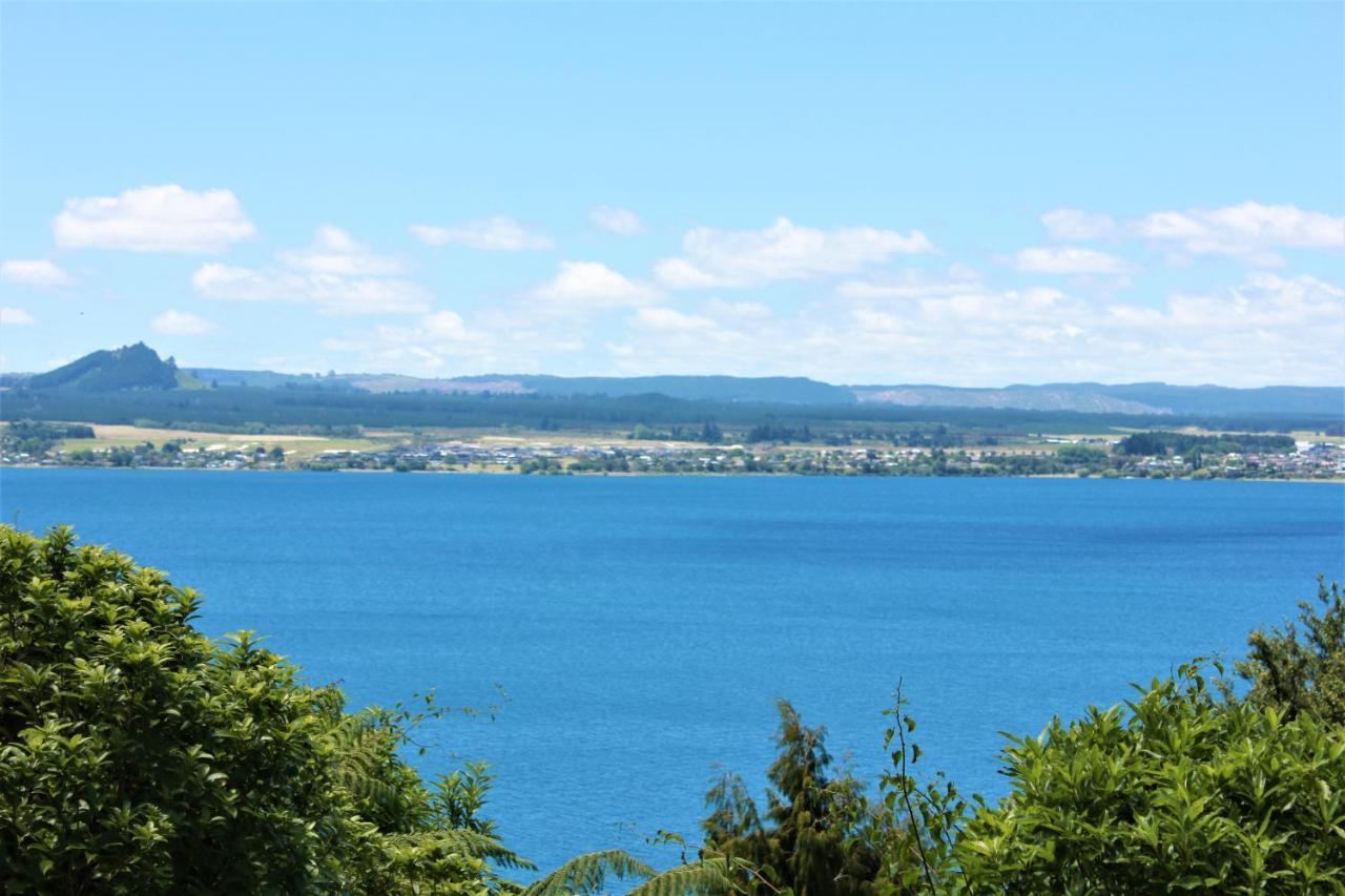 Lake View Garden Apartment Таупо Екстериор снимка