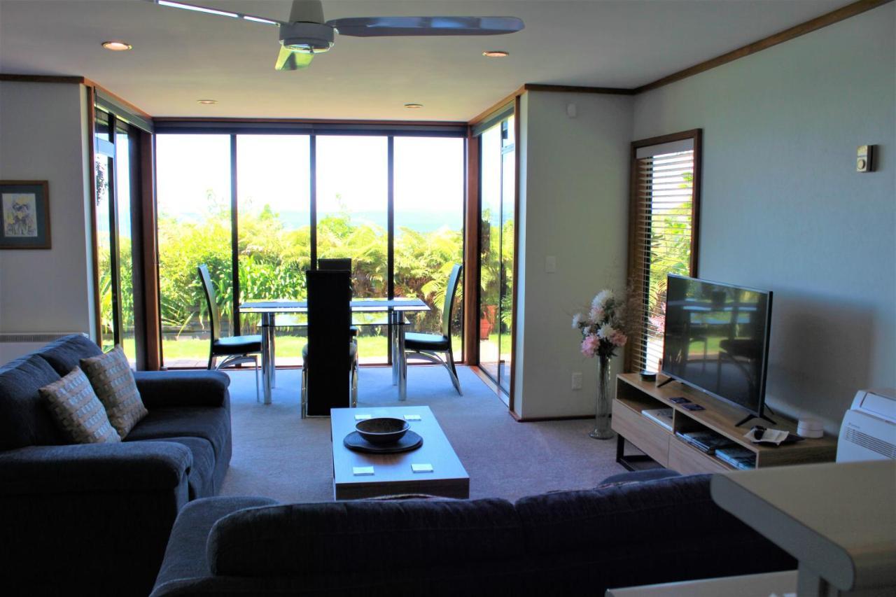 Lake View Garden Apartment Таупо Екстериор снимка