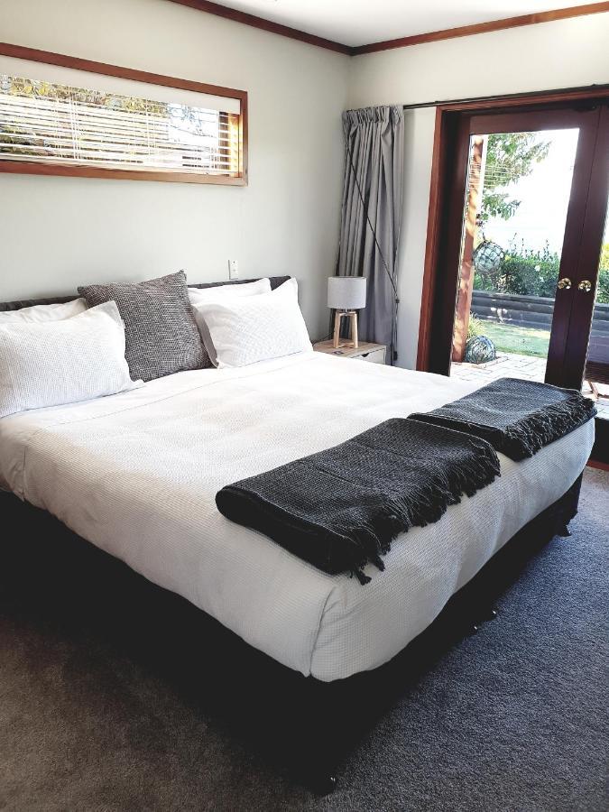 Lake View Garden Apartment Таупо Екстериор снимка